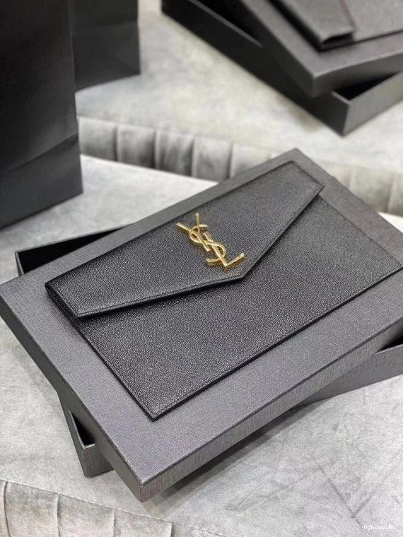 YSL POUCH UPTOWN 0823